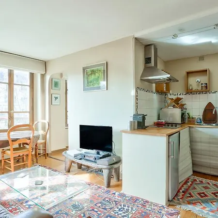Lovely 1 Bedroom Near Sacre-coeur Basilica Apartment *