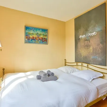 Lovely 1 Bedroom Near Sacre-coeur Basilica Apartment Paris